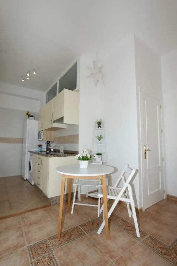 Apartamento Ollerias Malaga 0*,